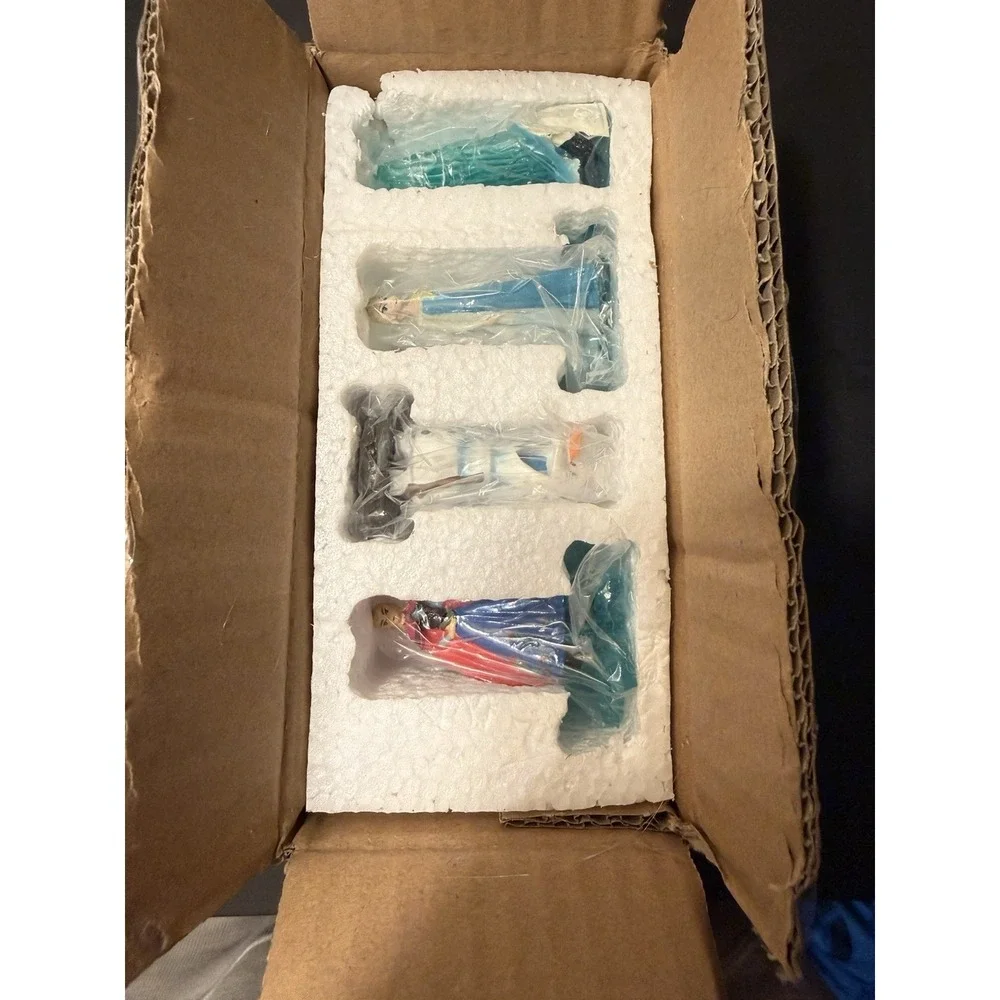 Penn Plax Disney Frozen Aquarium Decorations Elsa Anna Olaf Castle